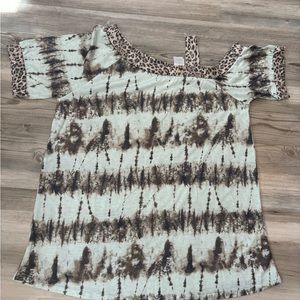Now N Forever NWOT size 2X, tie-dye cheetah print